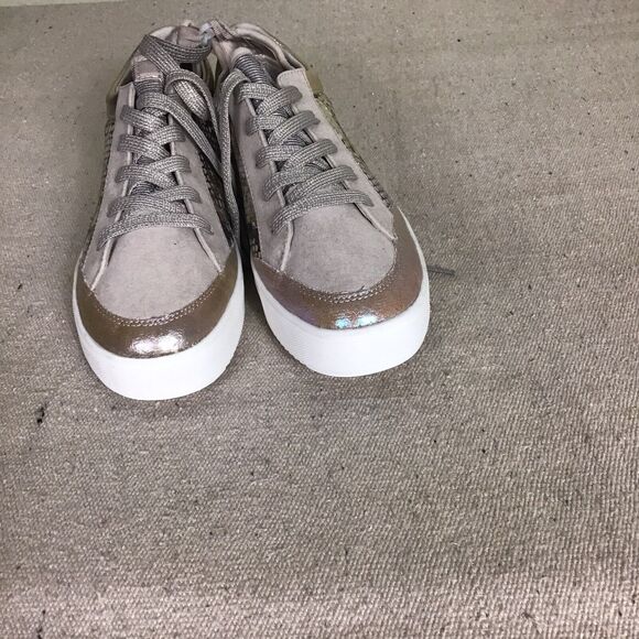 Steve Madden Big girls Snake Print  Bliss Slip On Fashion Sneakers Sz. 5 Gold - Picture 5 of 10